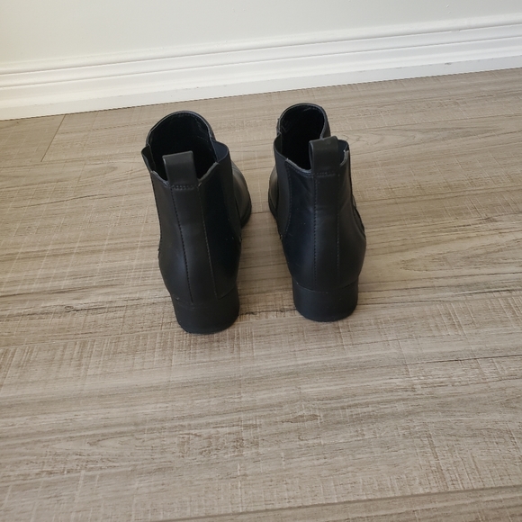 Black Booties - Picture 4 of 5